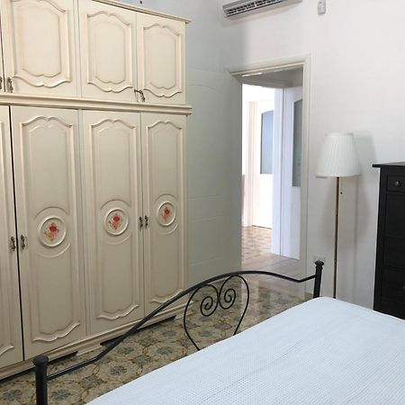 فيلا Casa Direttamente Sul Mare 1 مارينا دي مانكافيسا المظهر الخارجي الصورة