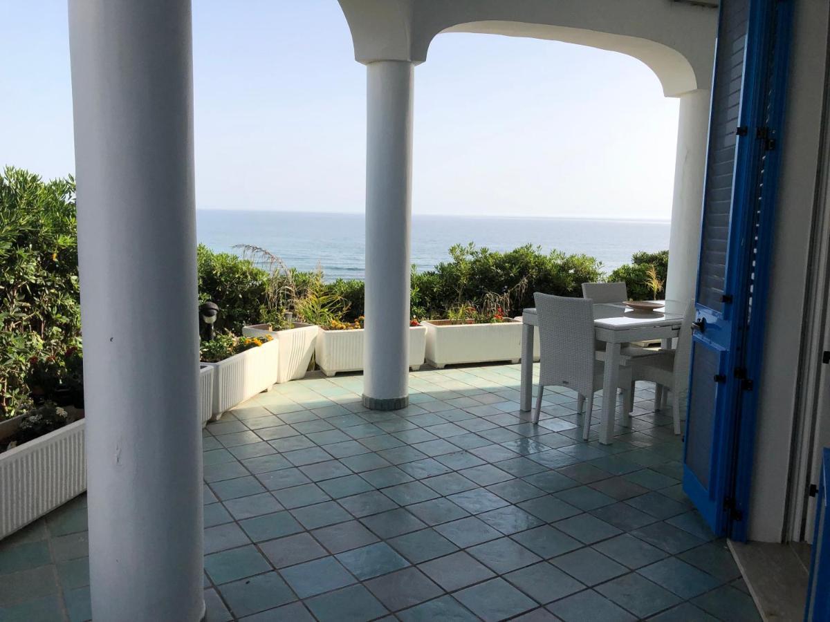 فيلا Casa Direttamente Sul Mare 1 مارينا دي مانكافيسا المظهر الخارجي الصورة